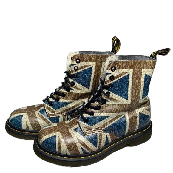 Dr. Martens Shoes - Dr Martens Doc Pascal Virginia Union Jack British Flag Boots Sz 9 Rare